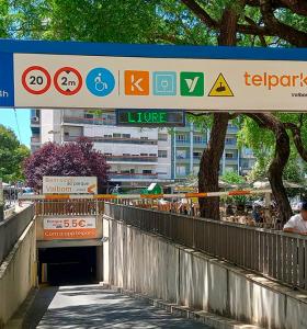 Lisboa. Campolide autoriza condutores a estacionar carros no