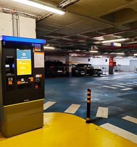 Lisboa. Campolide autoriza condutores a estacionar carros no passeio –  Observador
